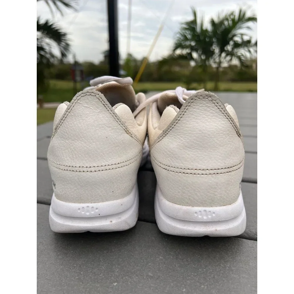 Reebok Men Cream Walking Sneakers Size 10.5